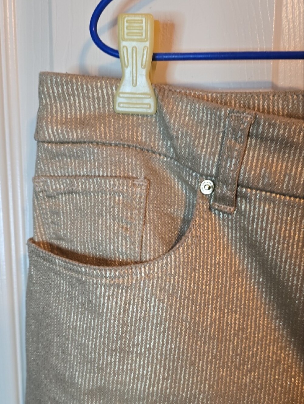 Chico's Metallic Gold Cropped Pants - Picture 5 of 8